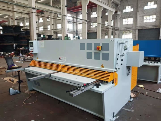 12mm Tekan Mesin Geser Hidrolik Mesin Geser Cnc Untuk Memotong Logam Besi