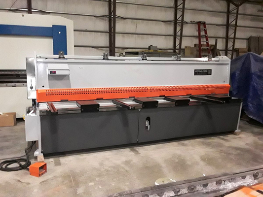 2mm 4mm 6mm Cnc Mesin Pemotong Geser Hidrolik QC12Y-16x4000 QC12Y-16x3200