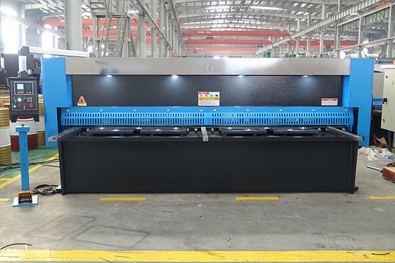 Mesin Guillotine Hidrolik 8mm Untuk Mesin Geser Lembaran Logam Qc12k-8x4000
