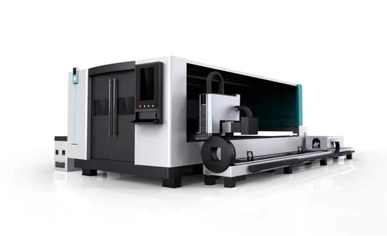 Mesin pemotong laser logam servo motor CO2 Laser Kecepatan tinggi Keakuratan tinggi 1500 * 3000mm